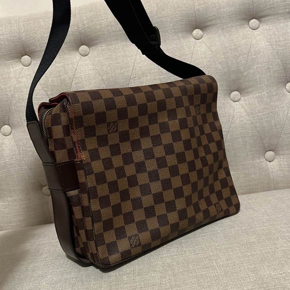 Used LV mens bag (good as new) only used twice.. - Picture 9 of 11